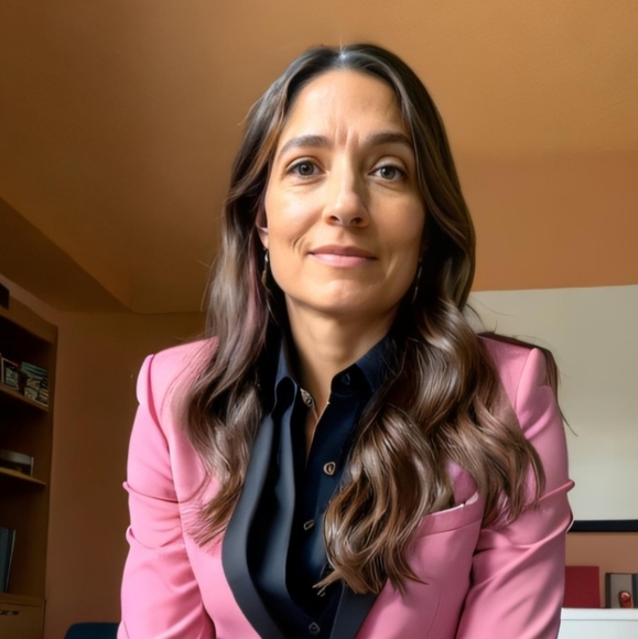 Meet your Posher, Becky - Picture 2 of 2